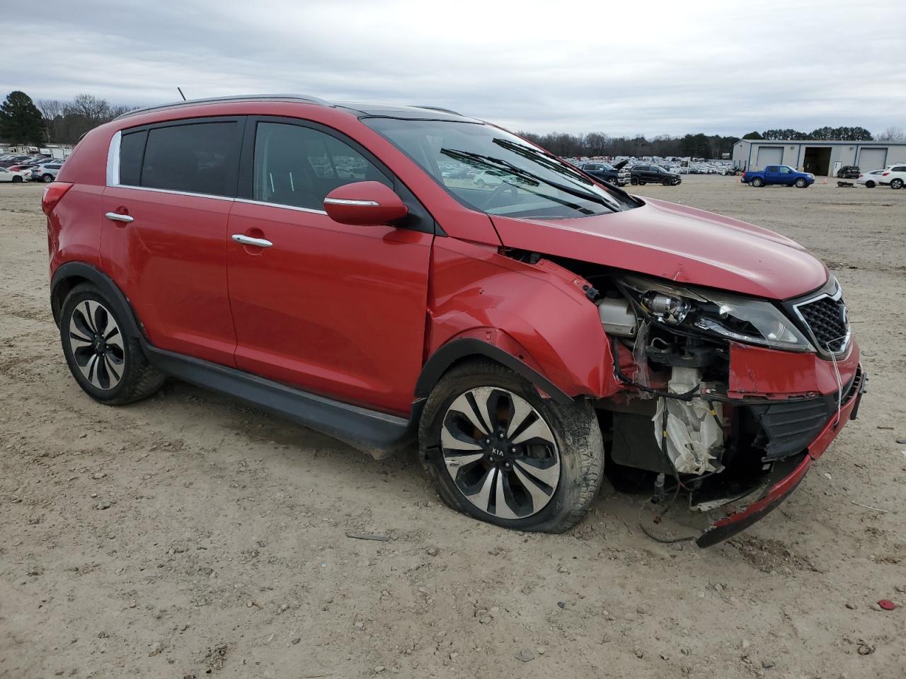 2013 KIA Sportage VIN KNDPC3A62D7426134 Copart auction photo, front end / minor dent/scratches damage thumbnail 4