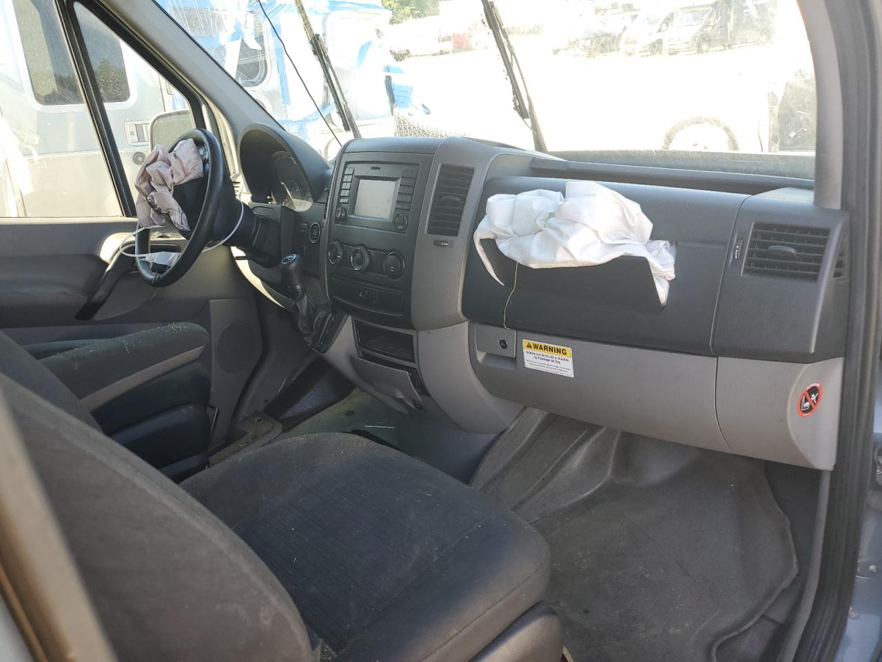 2018 Mercedes-Benz Sprinter VIN WD3PE7CD1JP648442 Copart auction photo, front end damage thumbnail 8