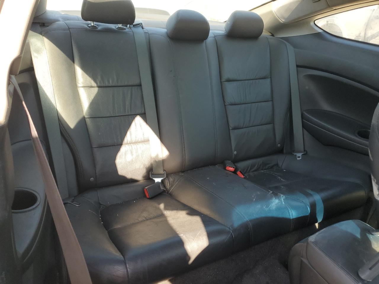 2011 Honda Accord VIN 1HGCS1B86BA016704 Copart auction photo, front end / minor dent/scratches damage thumbnail 11