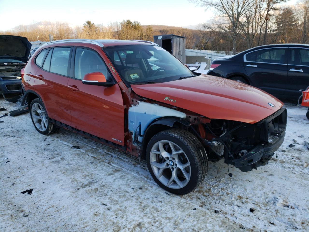2015 BMW X1 VIN WBAVM5C58FVV95168 Copart auction photo, front end / rear end damage thumbnail 4