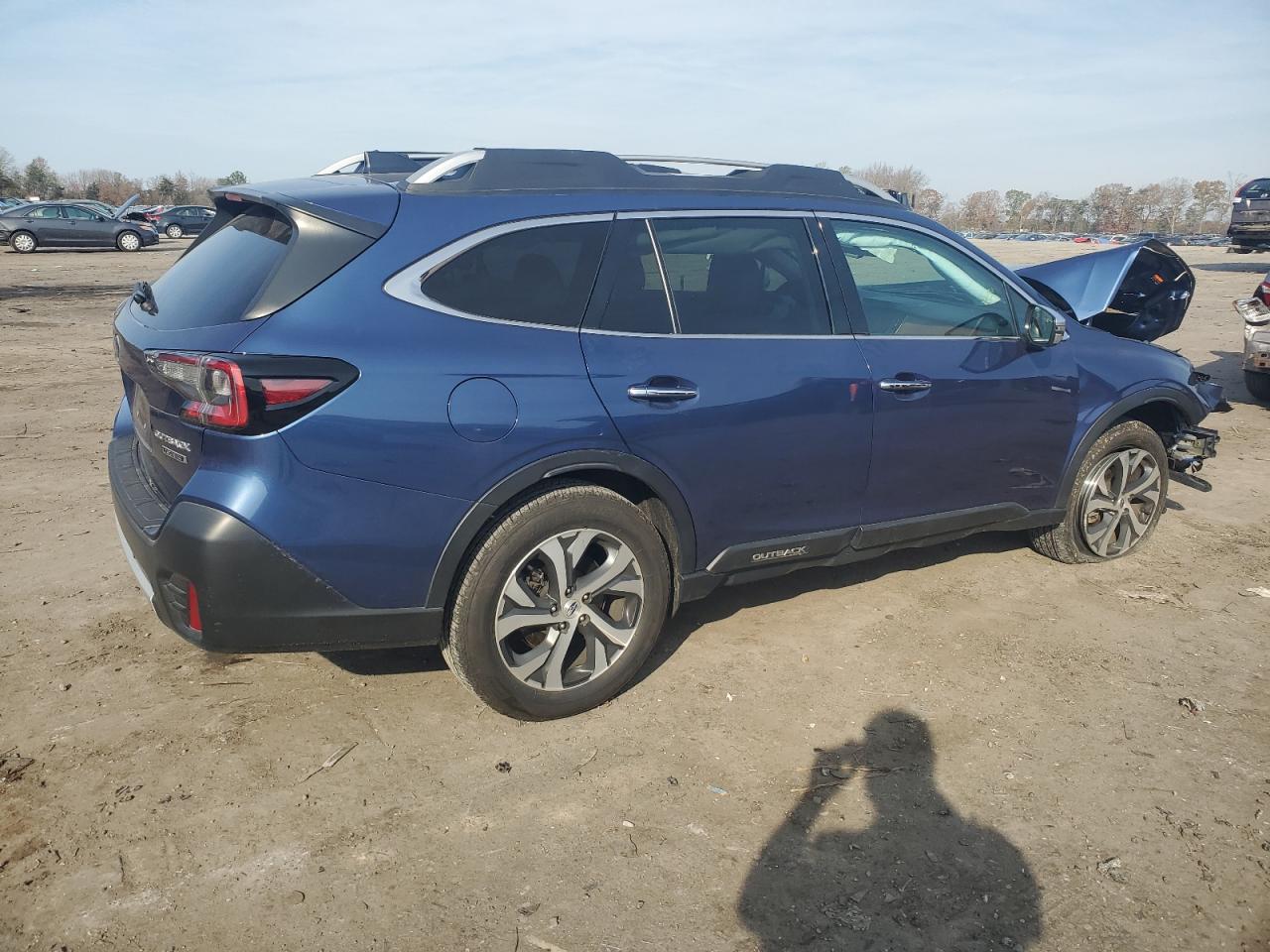 2020 Subaru Outback VIN 4S4BTAPC1L3265563 Copart auction photo, front end damage thumbnail 3