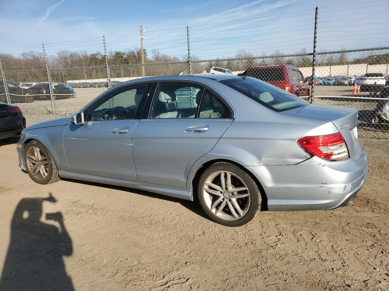 2013 Mercedes-Benz C-klasse VIN WDDGF8ABXDR291321 Copart auction photo, all over / rear end damage thumbnail 2