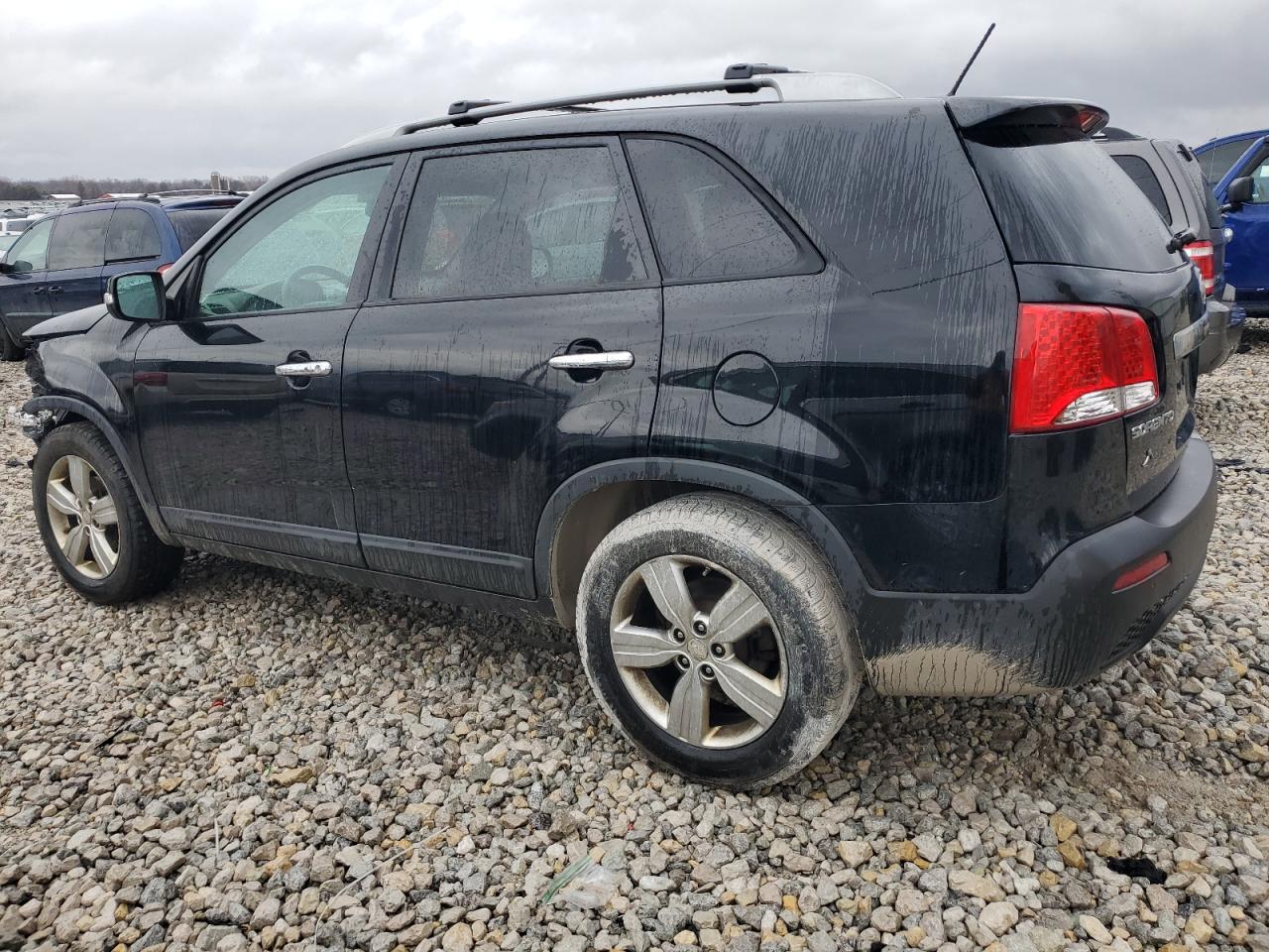 2013 KIA Sorento VIN 5XYKU4A69DG422369 Copart auction photo, front end damage thumbnail 2