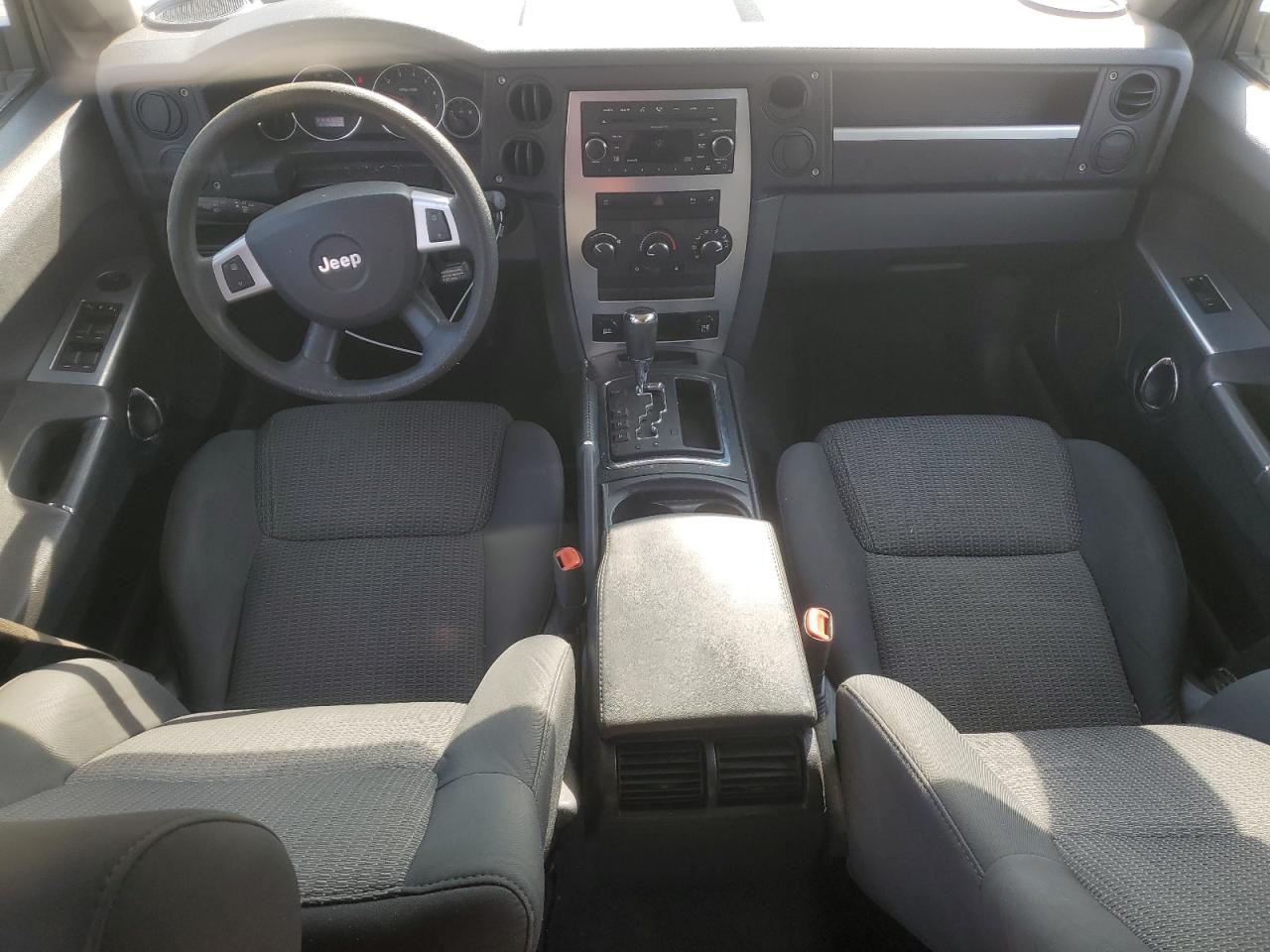 2009 Jeep Commander VIN 1J8HG48K69C511244 Copart auction photo, rear end / minor dent/scratches damage thumbnail 8