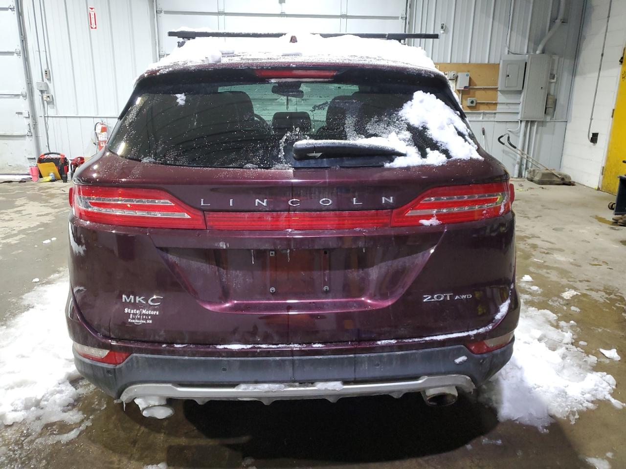 2017 Lincoln MKC VIN 5LMCJ3D95HUL32131 Copart auction photo, front end / side damage thumbnail 6
