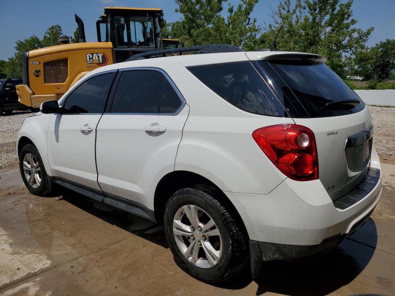 2015 Chevrolet Equinox VIN 2GNFLFEK9F6229573 Copart auction photo, minor dent/scratches damage thumbnail 2