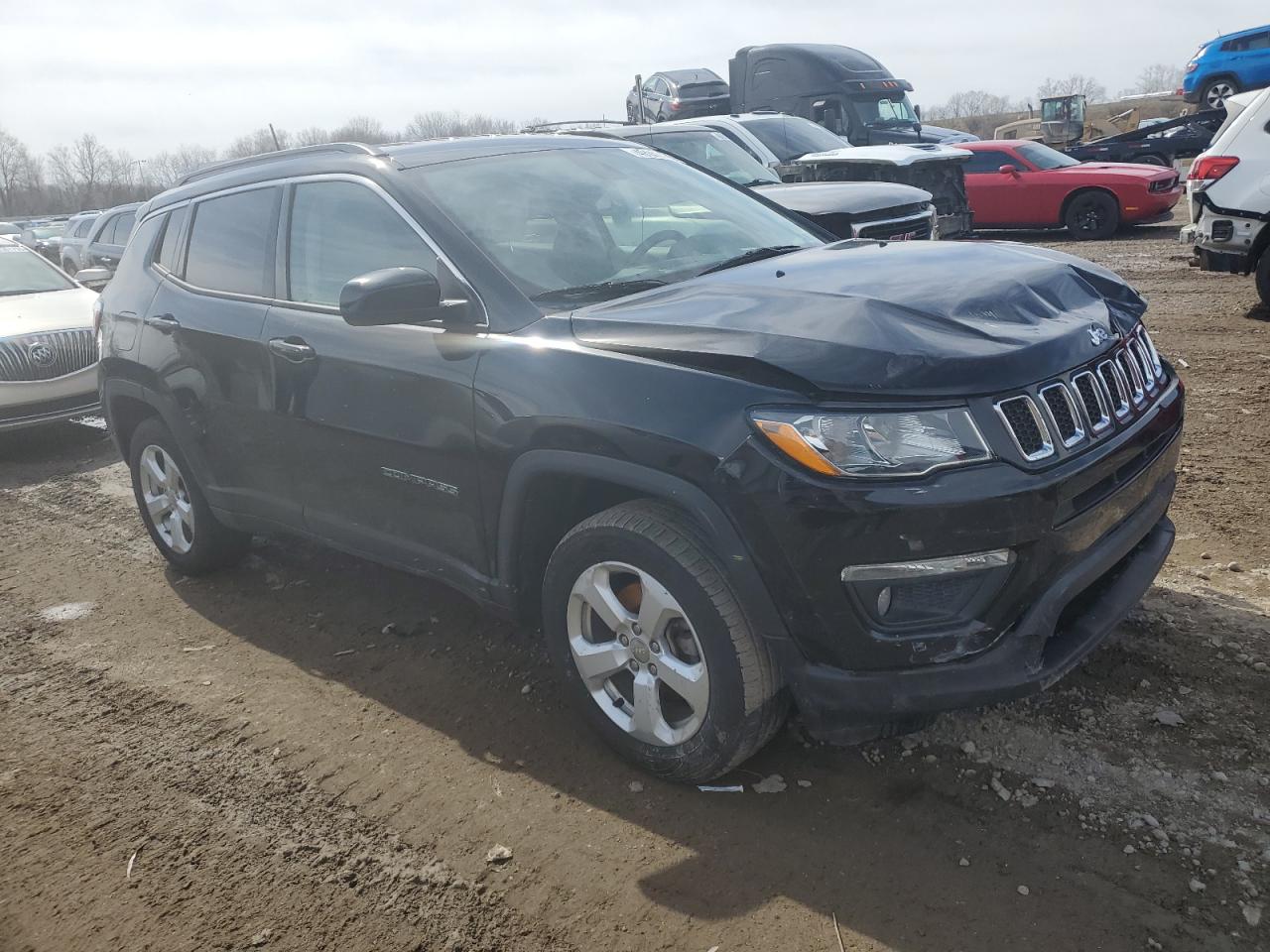 2018 Jeep Compass VIN 3C4NJDBBXJT373382 Copart auction photo, front end / mechanical damage thumbnail 4