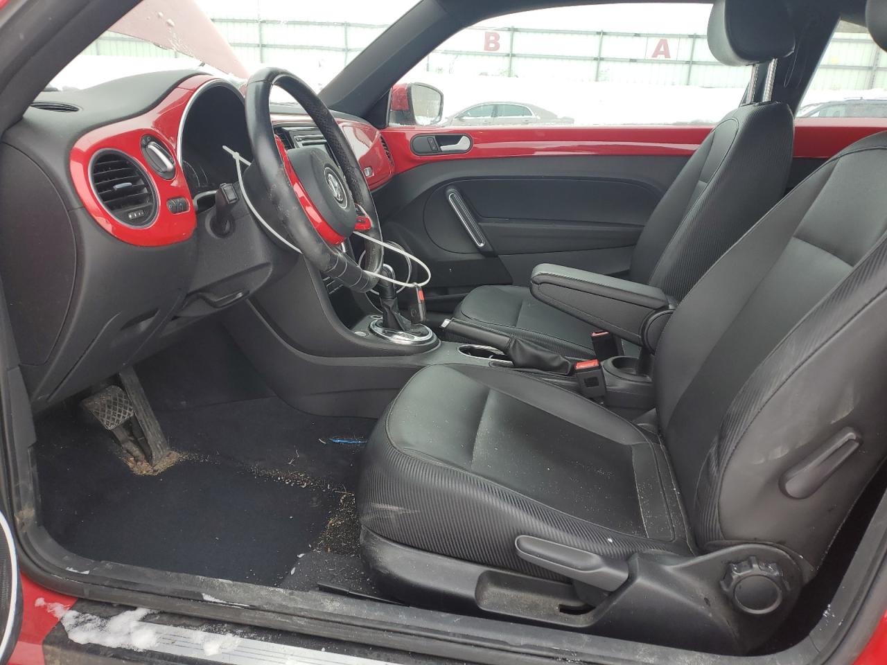 2013 Volkswagen Beetle VIN 3VWJX7AT7DM611418 Copart auction photo, front end / side damage thumbnail 7