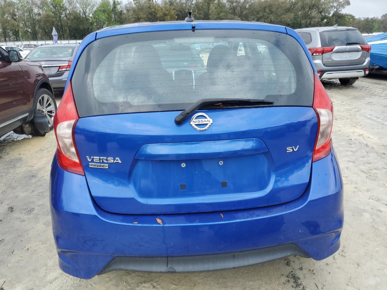 2017 Nissan Versa VIN 3N1CE2CP7HL360211 Copart auction photo, front end / minor dent/scratches damage thumbnail 6