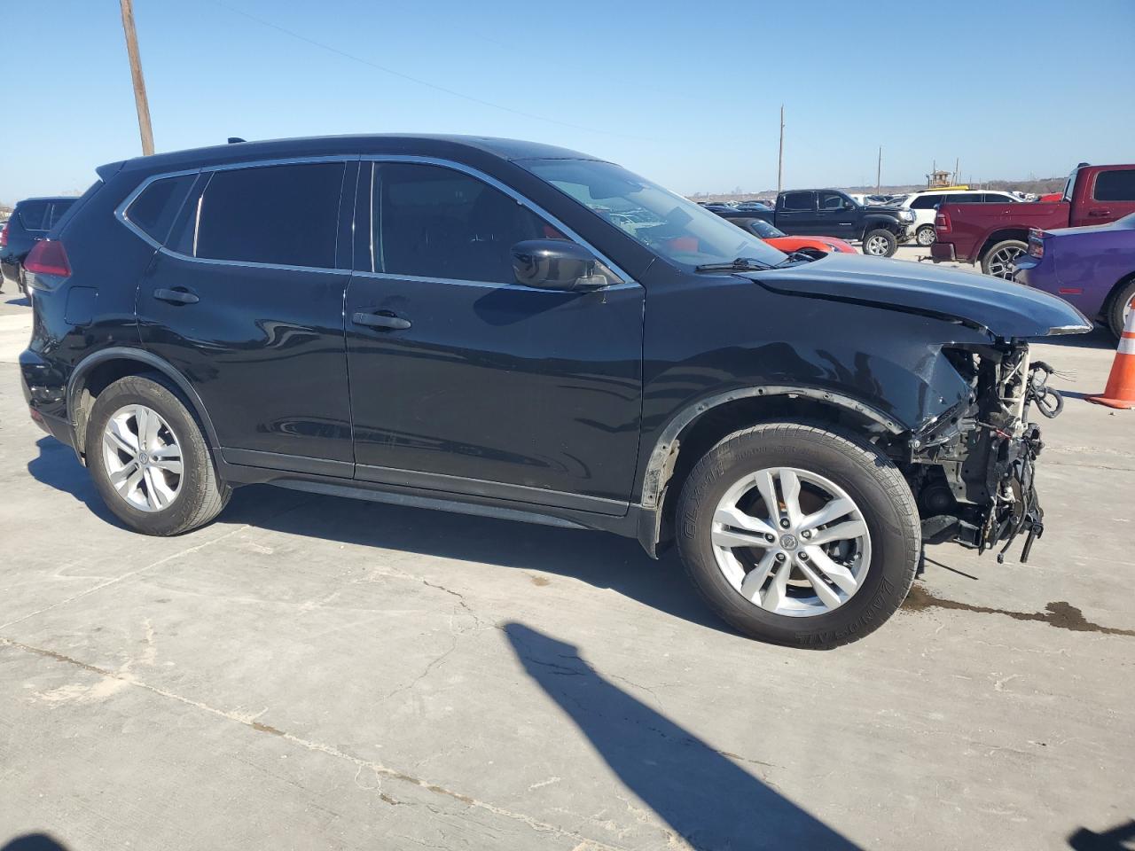 2020 Nissan Rogue VIN KNMAT2MTXLP519418 Copart auction photo, front end damage thumbnail 4
