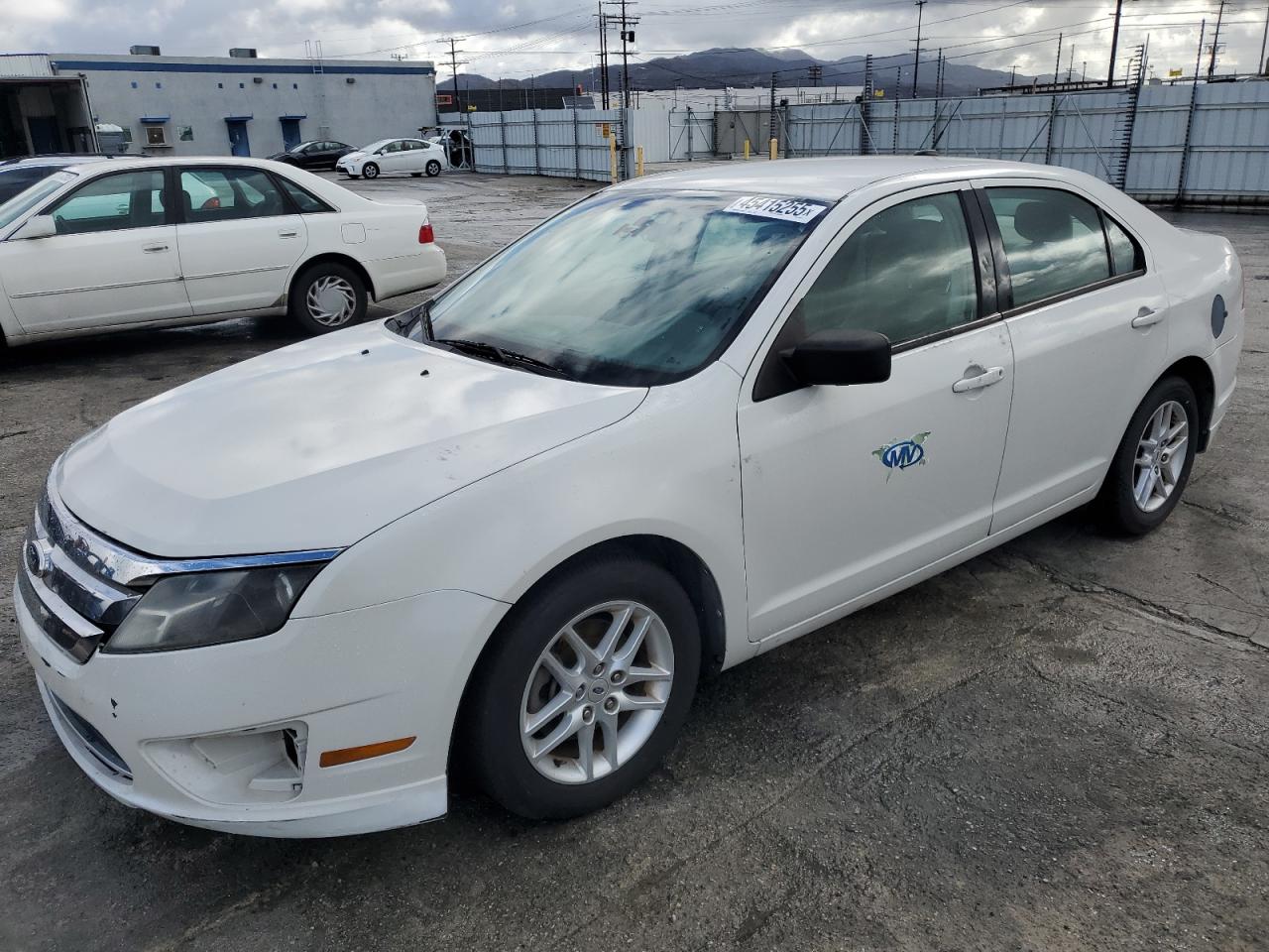 2011 Ford Fusion VIN 3FAHP0GA0BR239859