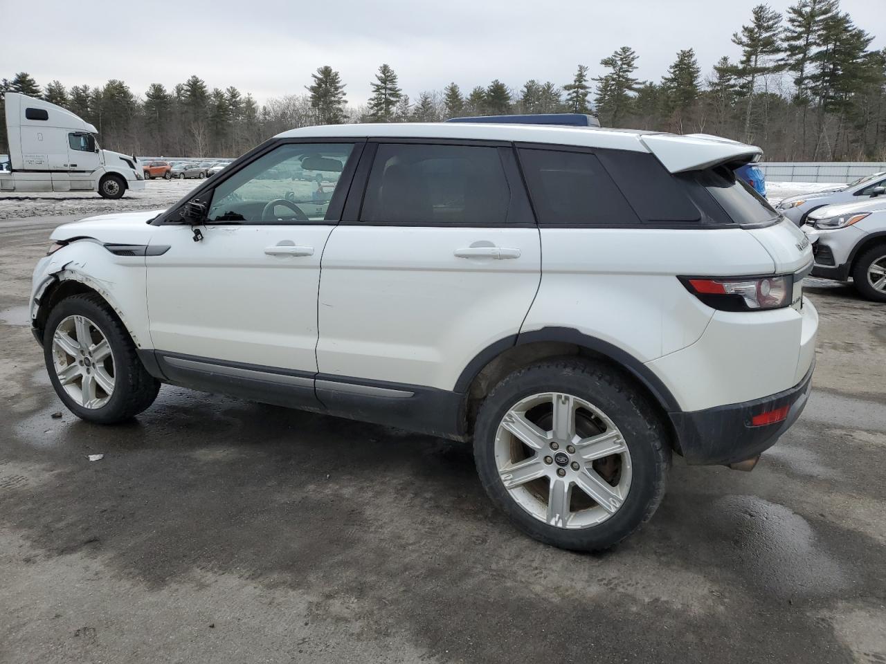 2013 Land Rover Range Rover VIN SALVP2BG9DH848742 Copart auction photo, front end / side damage thumbnail 2