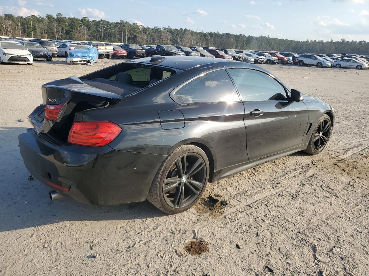 2017 BMW 4er VIN WBA4P1C55HK522422 Copart auction photo, rear end / front end damage thumbnail 3