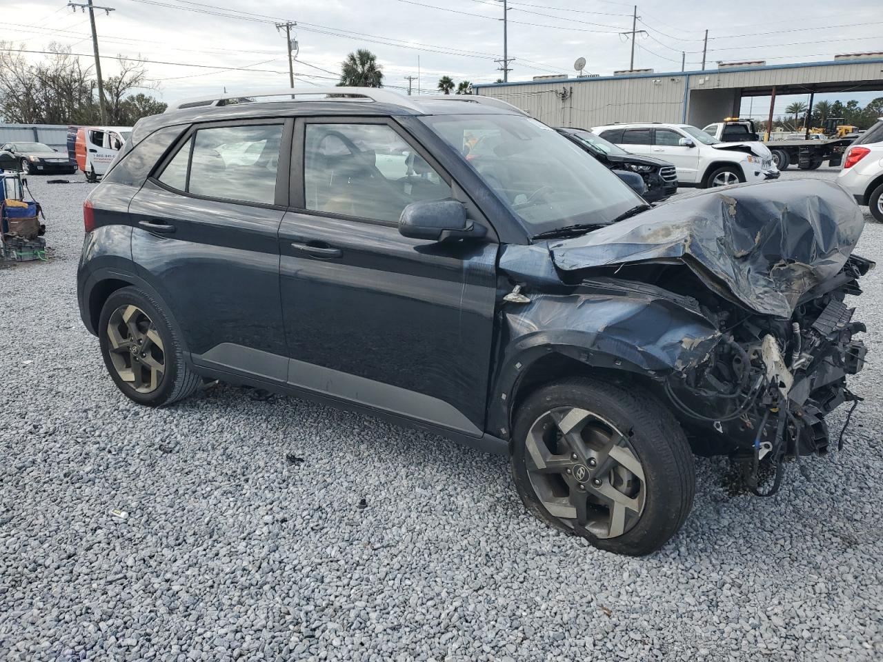 2020 Hyundai Venue VIN KMHRC8A32LU031250 Copart auction photo, front end damage thumbnail 4