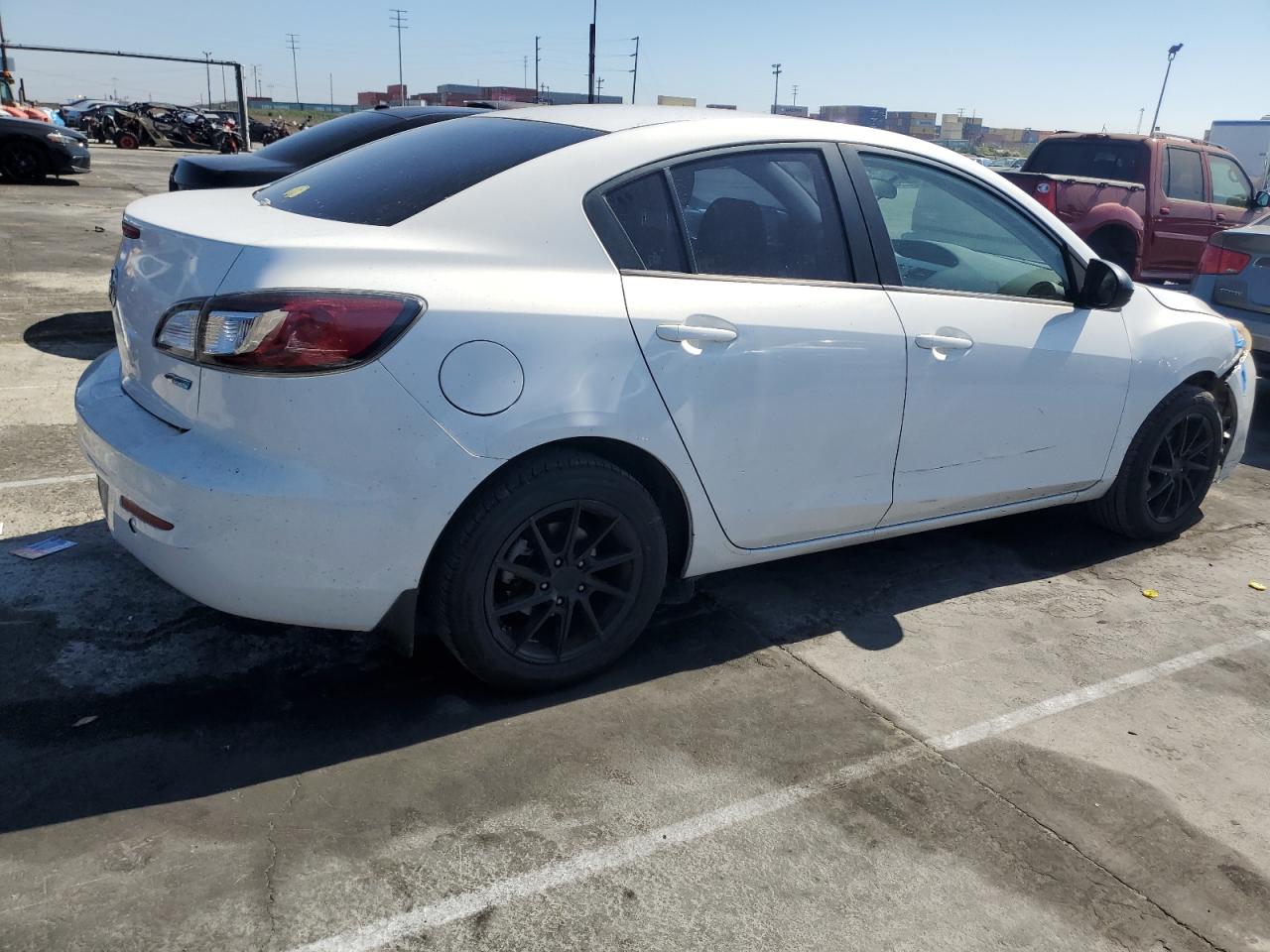 2013 Mazda 3 VIN JM1BL1UP2D1748472 Copart auction photo, front end damage thumbnail 3