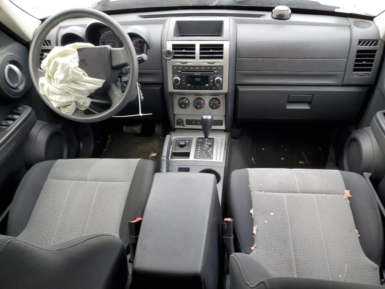 2007 Dodge Nitro VIN 1D8GU28KX7W730205 Copart auction photo, front end / minor dent/scratches damage thumbnail 8