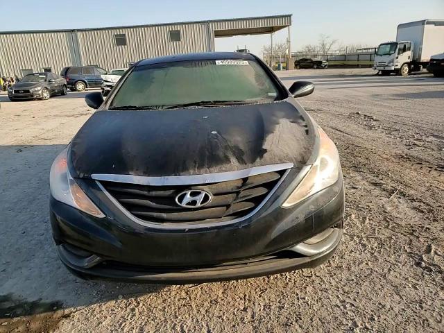 2012 Hyundai Sonata VIN 5NPEB4AC9CH419911 Copart auction photo, vandalism / minor dent/scratches damage thumbnail 11