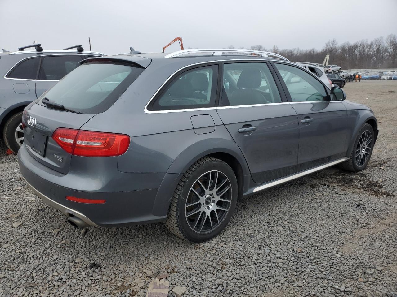 2013 Audi A4 VIN WA1UFAFL6DA187844 Copart auction photo, normal wear damage thumbnail 3