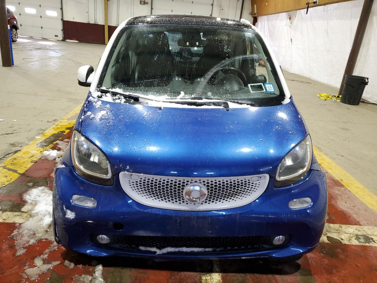 2016 Smart Fortwo VIN WMEFJ5DA0GK075501 Copart auction photo, all over damage thumbnail 5
