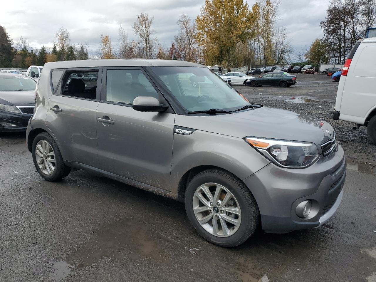 2017 KIA Soul VIN KNDJP3A59H7475502 Copart auction photo, biohazard/chemical damage thumbnail 4
