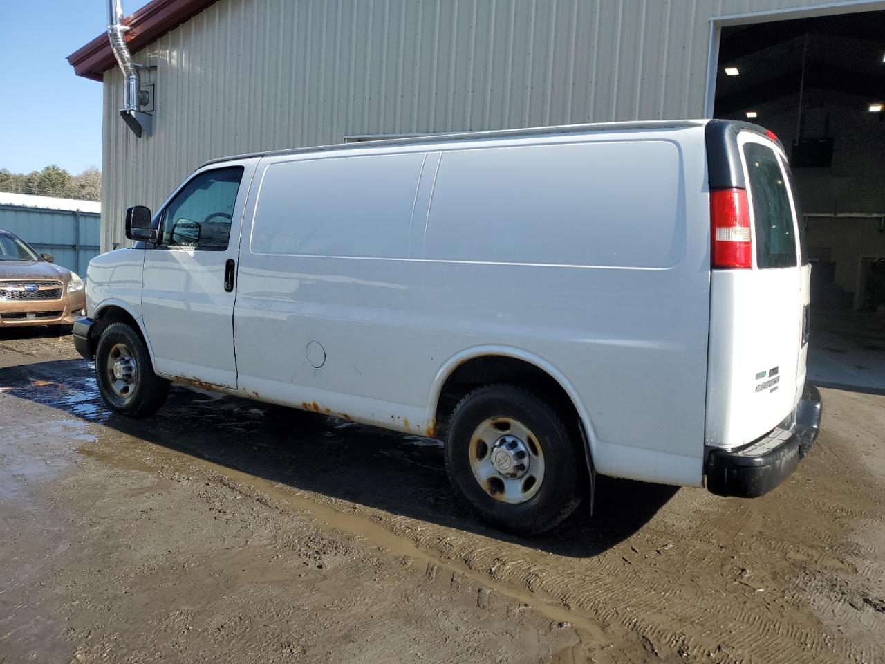 2011 Chevrolet Express VIN 1GCWGFCA5B1132066 Copart auction photo, side / all over damage thumbnail 2