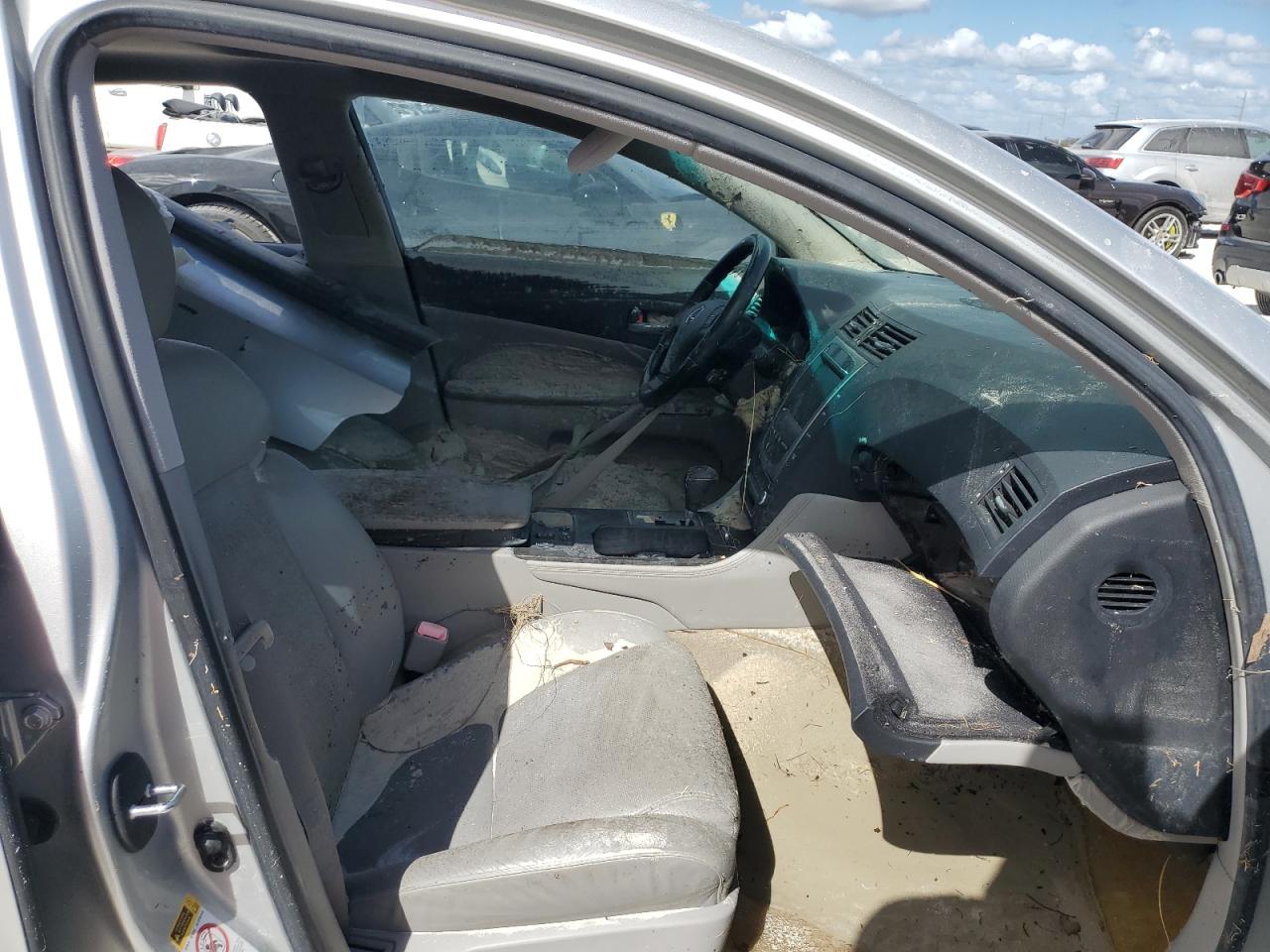 2006 Lexus GS 300 VIN JTHBH96S665006846 Copart auction photo, water/flood / all over damage thumbnail 7