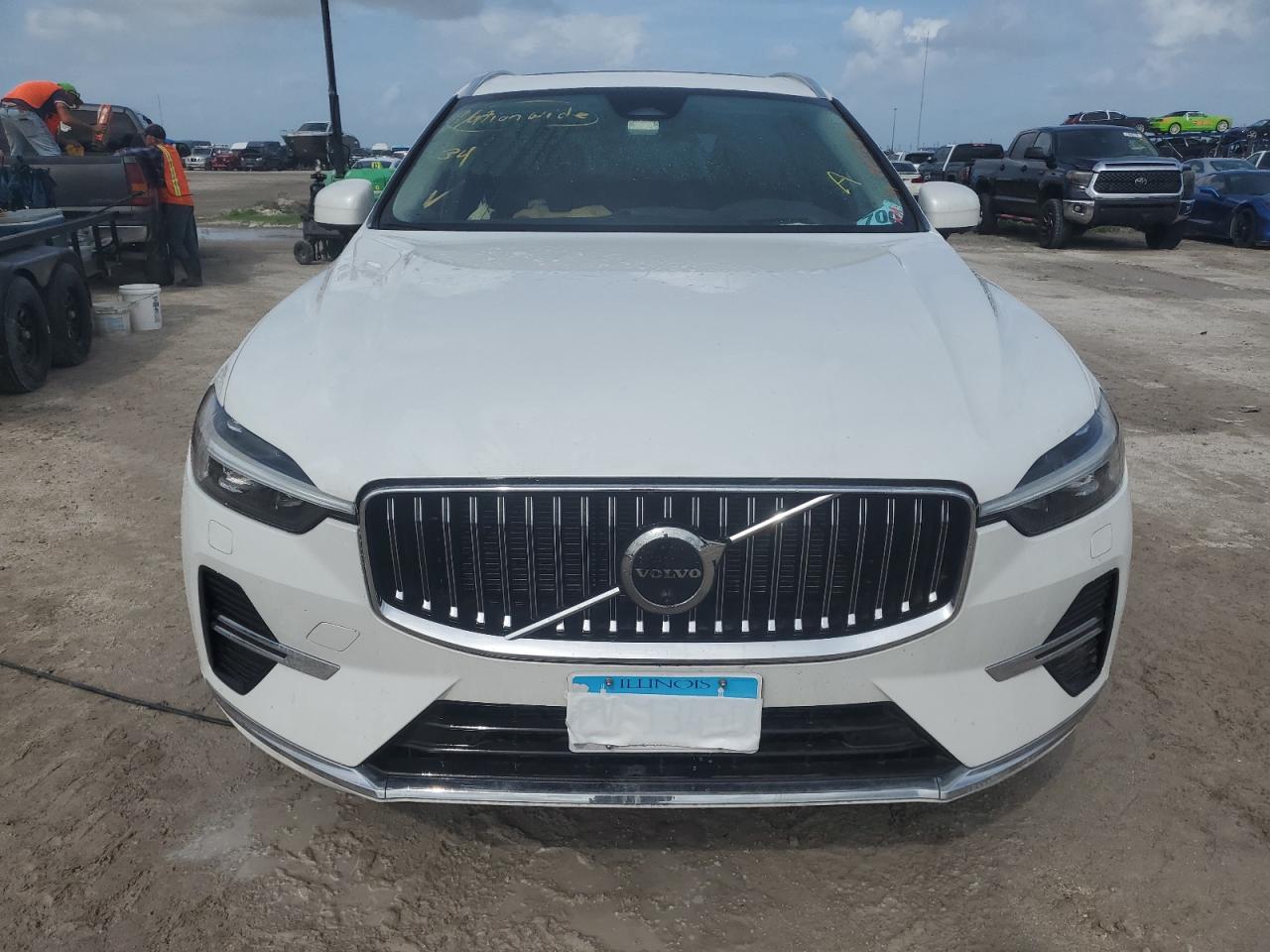 2023 Volvo XC60 VIN YV4062RA9P1356986 Copart auction photo, water/flood damage thumbnail 5