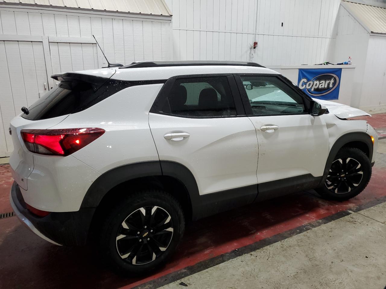 2022 Chevrolet TrailBlazer VIN KL79MRSL8NB128857 Copart auction photo, front end / side damage thumbnail 3