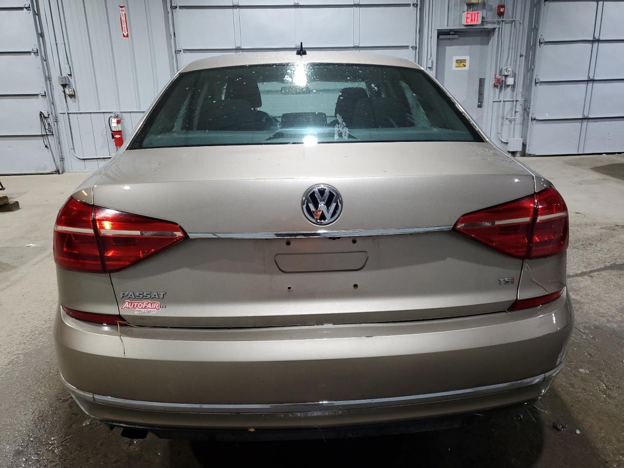 2016 Volkswagen Passat VIN 1VWAT7A35GC061377 Copart auction photo, front end / undercarriage damage thumbnail 6
