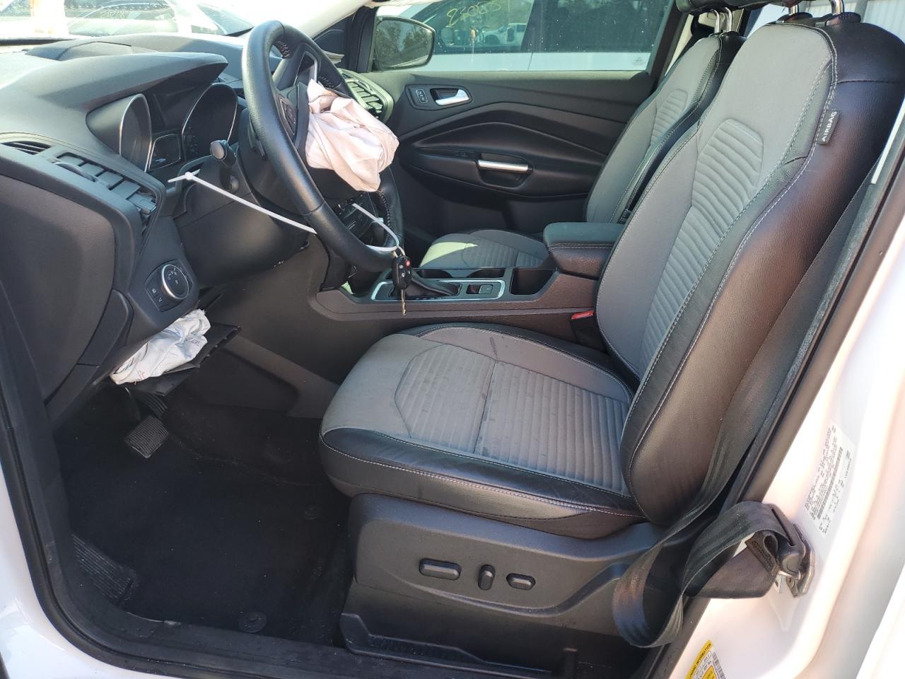 2017 Ford Escape VIN 1FMCU0GD4HUE65231 Copart auction photo, front end damage thumbnail 7