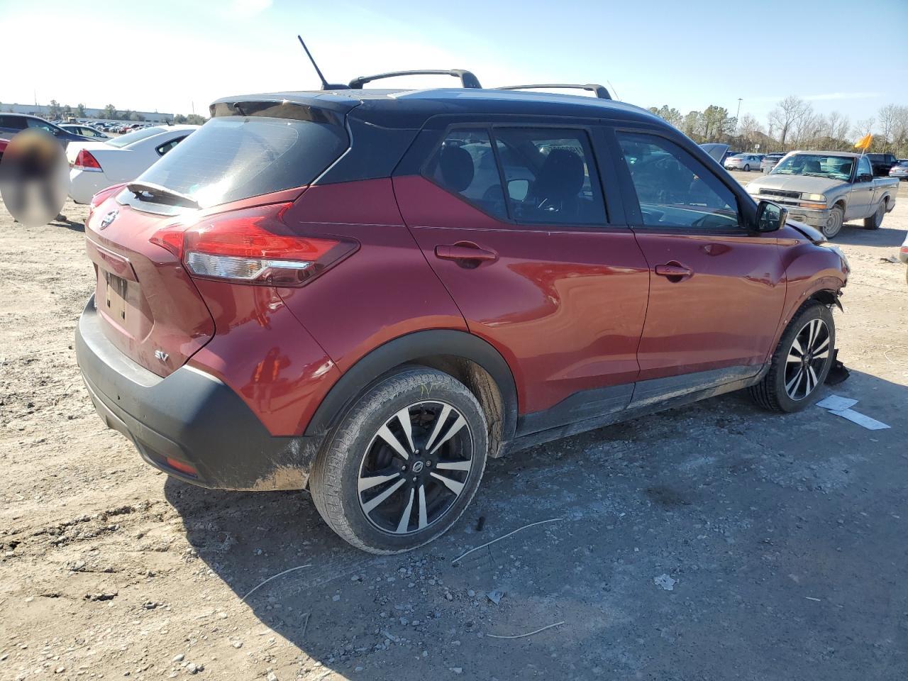 2018 Nissan Kicks VIN 3N1CP5CU3JL527509 Copart auction photo, front end / minor dent/scratches damage thumbnail 3