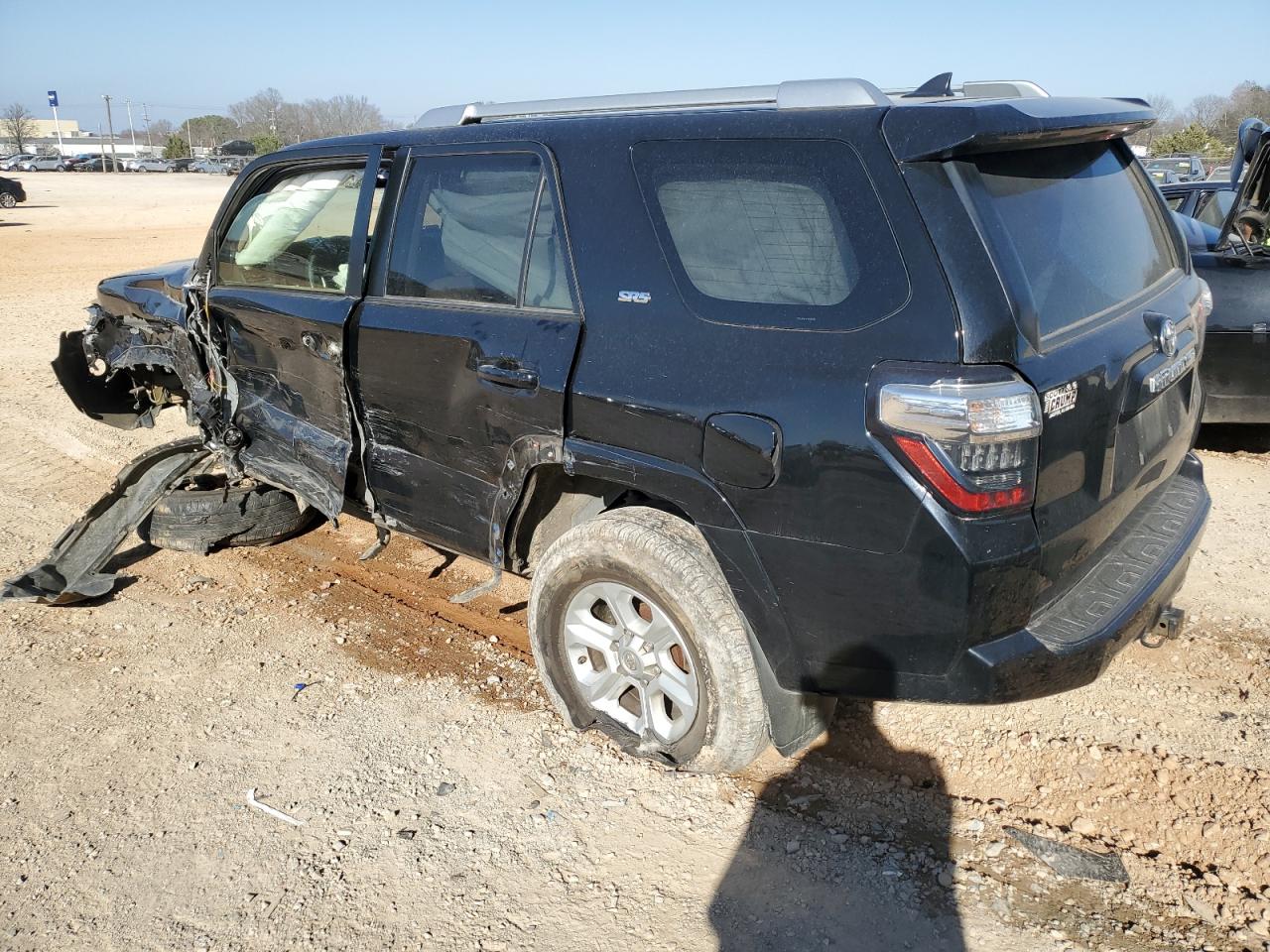 2015 Toyota 4Runner VIN JTEZU5JR1F5098081 Copart auction photo, side / front end damage thumbnail 2