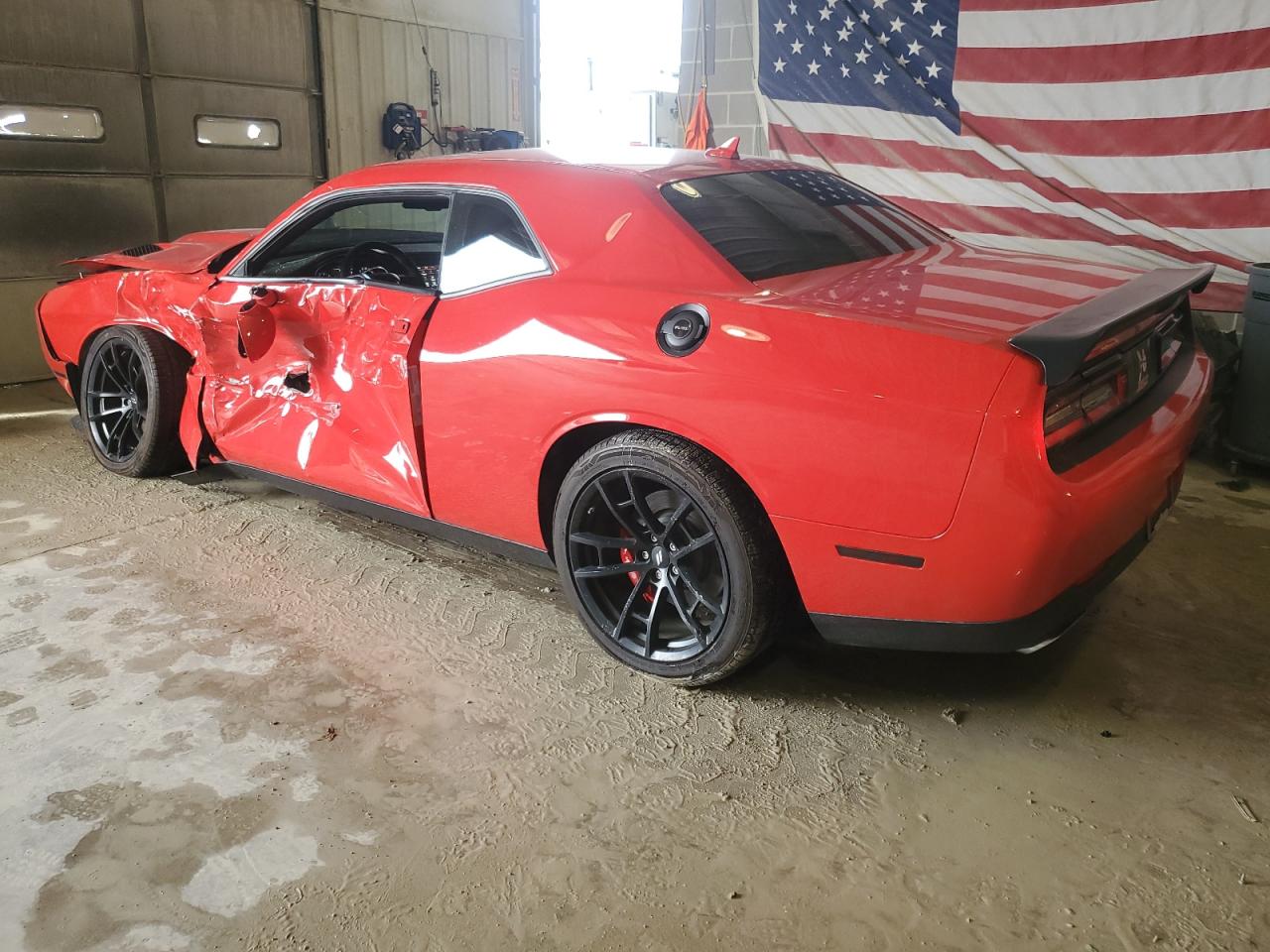 2021 Dodge Challenger VIN 2C3CDZFJ4MH583555 Copart auction photo, side / front end damage thumbnail 2