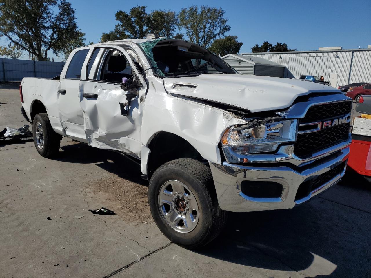 2019 RAM 2500 VIN 3C6UR5CJ8KG635594 Copart auction photo, all over damage thumbnail 4