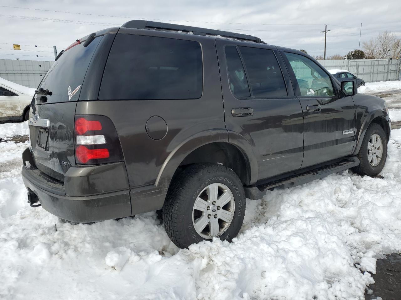 2008 Ford Explorer VIN 1FMEU73E98UA57498 Copart auction photo, front end / side damage thumbnail 3