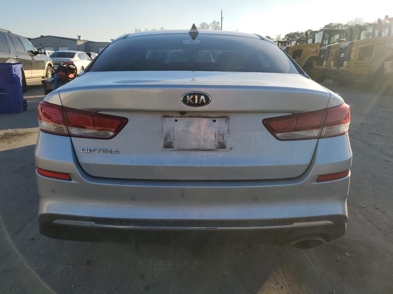 2019 KIA Optima VIN 5XXGT4L34KG369996 Copart auction photo, front end / side damage thumbnail 6