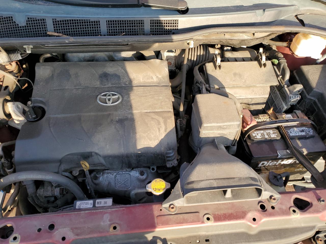 2011 Toyota Sienna VIN 5TDYK3DC7BS057959 Copart auction photo, front end damage thumbnail 12