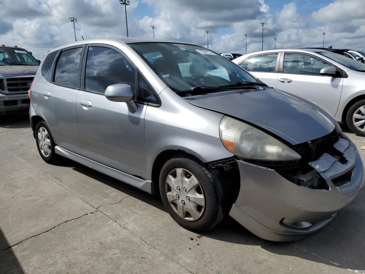 2007 Honda Fit VIN JHMGD38637S002366 Copart auction photo, water/flood damage thumbnail 4