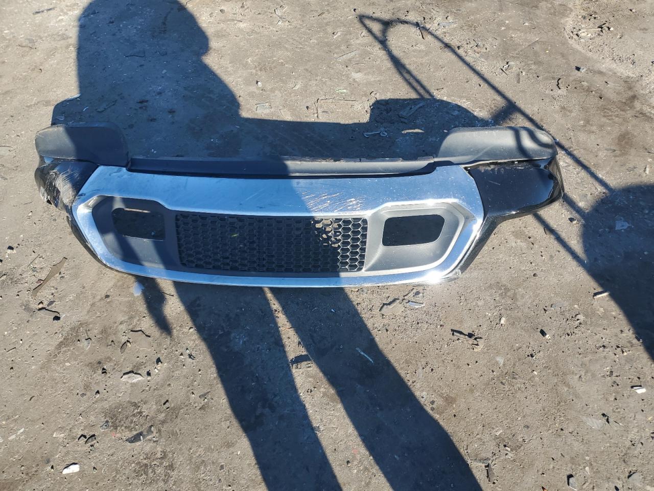 2017 Jeep Grand Cherokee VIN 1C4RJFCT7HC684746 Copart auction photo, front end / minor dent/scratches damage thumbnail 15