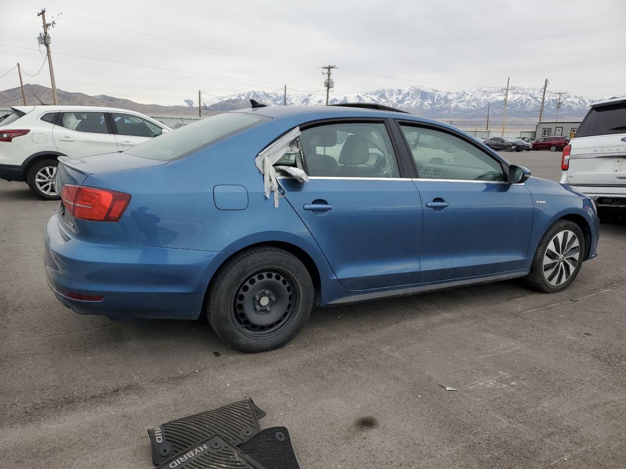 2015 Volkswagen Jetta VIN 3VW637AJ3FM321602 Copart auction photo, mechanical / minor dent/scratches damage thumbnail 3