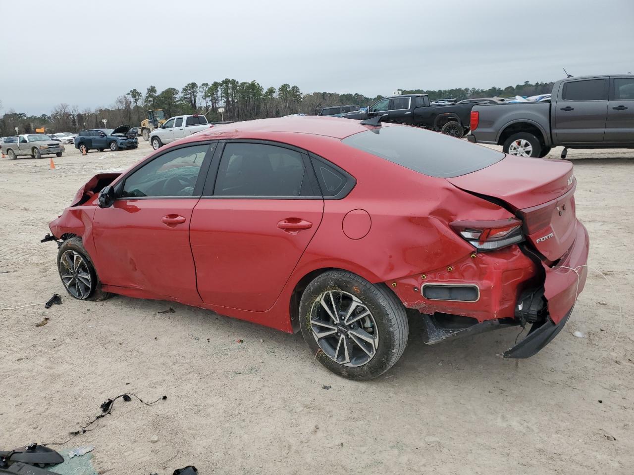 2024 KIA Forte VIN 3KPF24AD7RE747032 Copart auction photo, front end / rear end damage thumbnail 2
