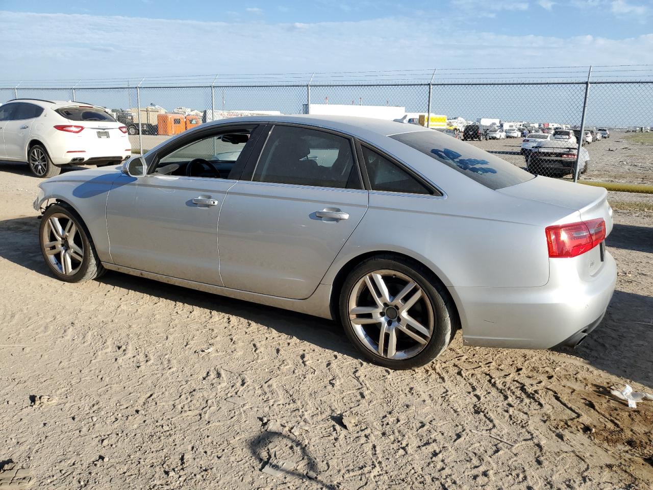 2015 Audi A6 VIN WAUGFAFC2FN028380 Copart auction photo, front end / minor dent/scratches damage thumbnail 2