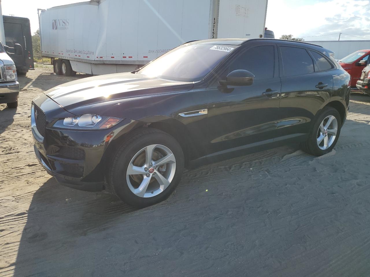 2017 Jaguar F-Pace VIN SADCJ2BN2HA086825