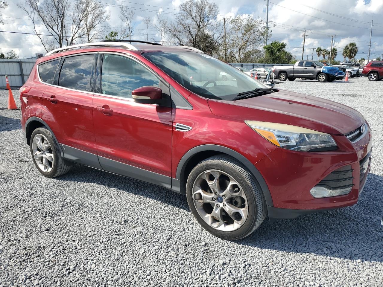 2013 Ford Escape VIN 1FMCU0J92DUB43816 Copart auction photo, normal wear damage thumbnail 4