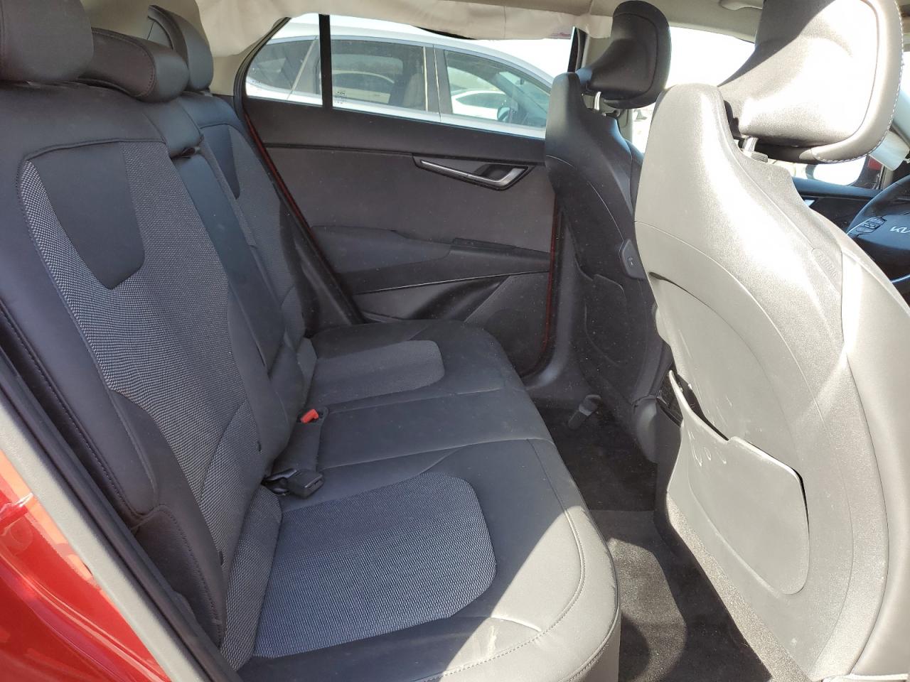 2023 KIA Niro VIN KNDCR3LE8P5041551 Copart auction photo, side / minor dent/scratches damage thumbnail 11