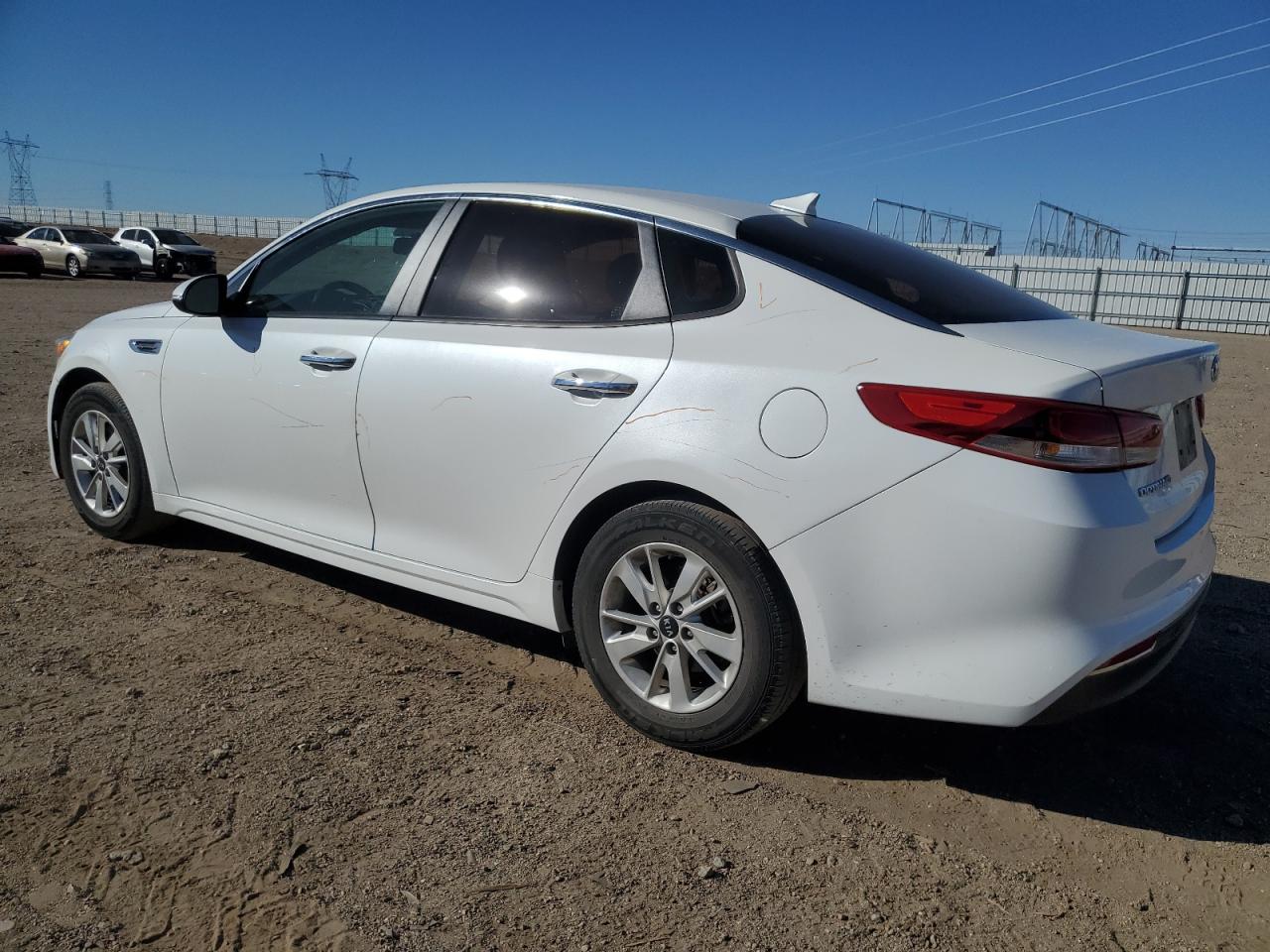 2016 KIA Optima VIN KNAGT4L32G5088045 Copart auction photo, vandalism / minor dent/scratches damage thumbnail 2
