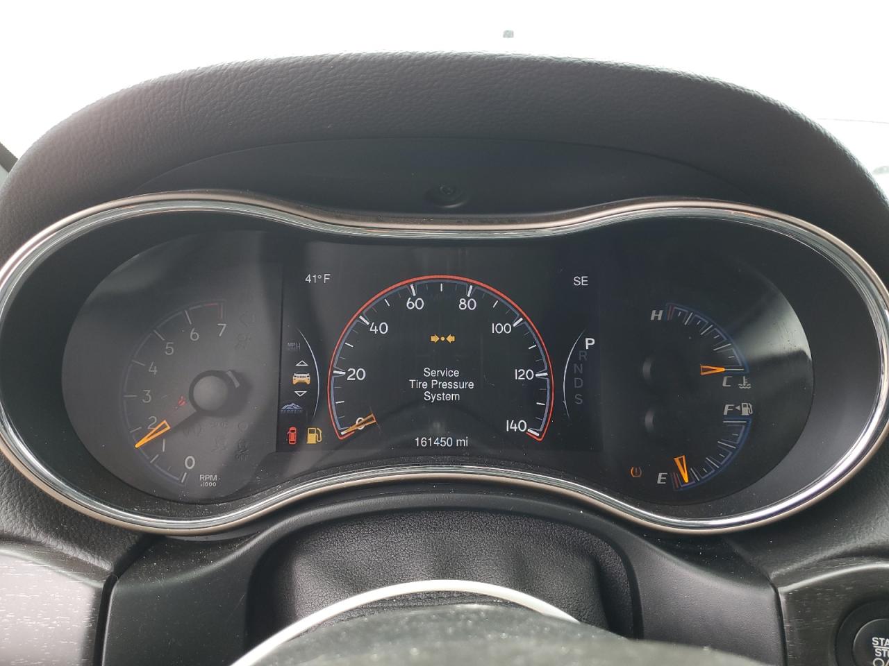 2015 Jeep Grand Cherokee VIN 1C4RJFBG3FC224176 Copart auction photo, front end / minor dent/scratches damage thumbnail 9