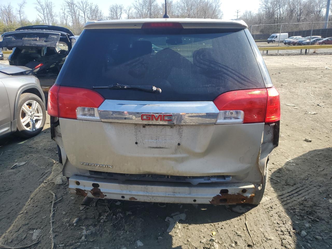 2014 GMC Terrain VIN 2GKALMEK1E6167810 Copart auction photo, rear end / undercarriage damage thumbnail 6