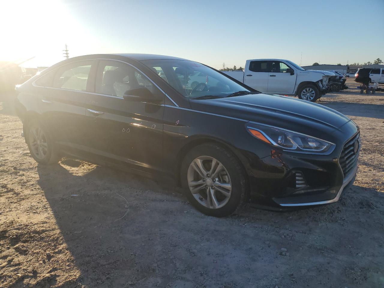 2018 Hyundai Sonata VIN 5NPE34AF7JH688803 Copart auction photo, rear end damage thumbnail 4