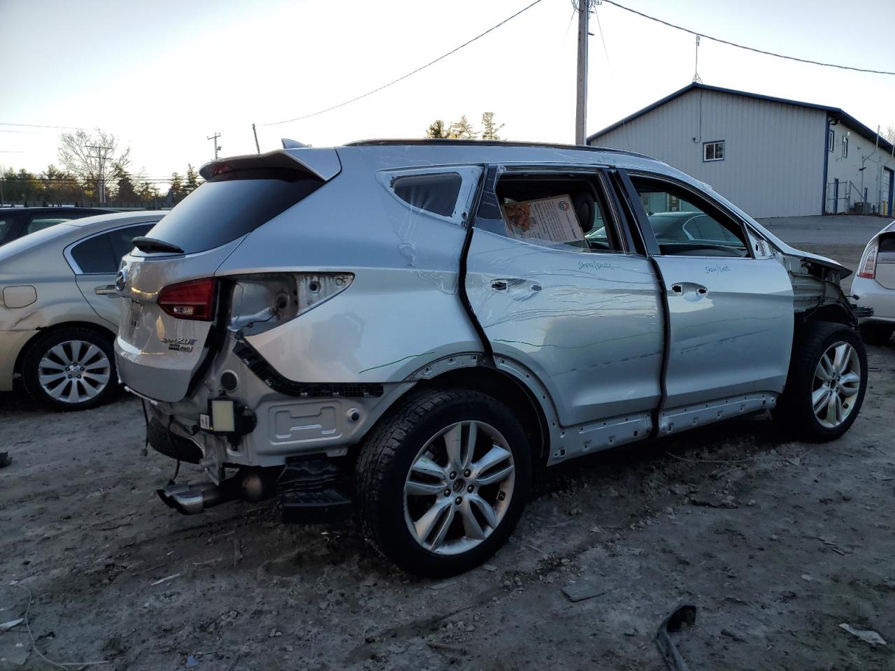 2016 Hyundai Santa Fe VIN 5XYZWDLA1GG333653 Copart auction photo, all over / minor dent/scratches damage thumbnail 3